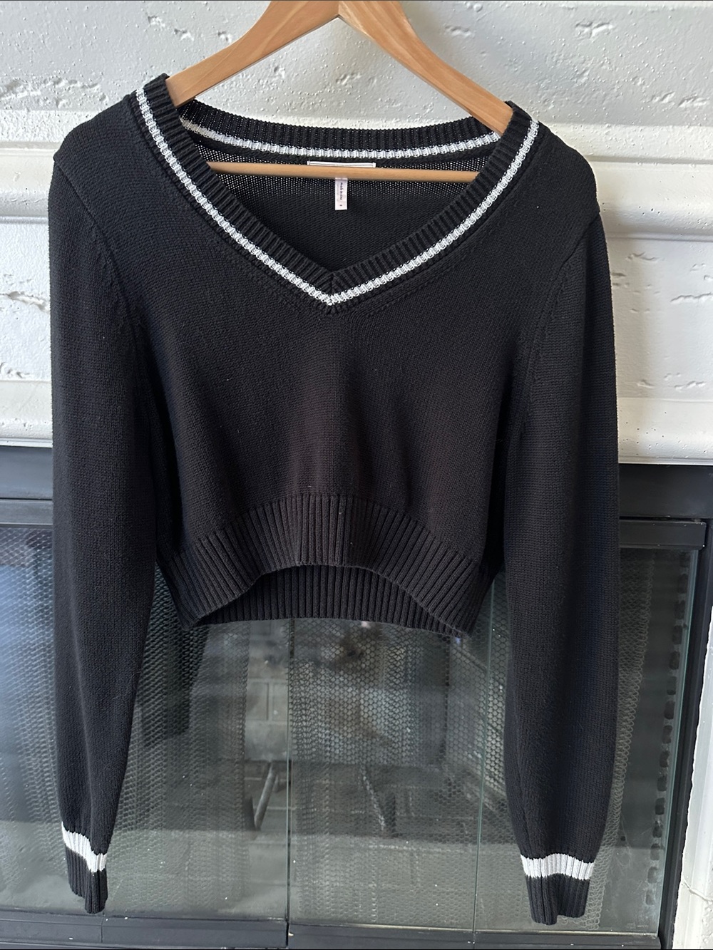 BCBGeneration Black V-Neck Cropped Sweater with White Trim